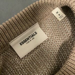 Essentials Sweater Knit Size M 8